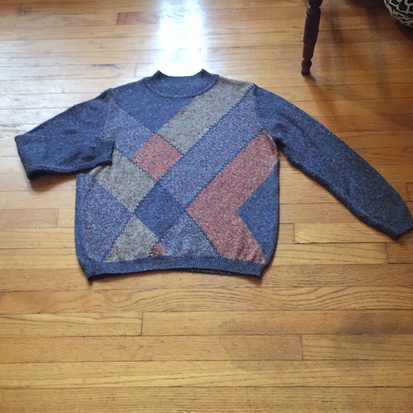 Sweaters - Beautiful Multi-Colored Sweater Size Medium